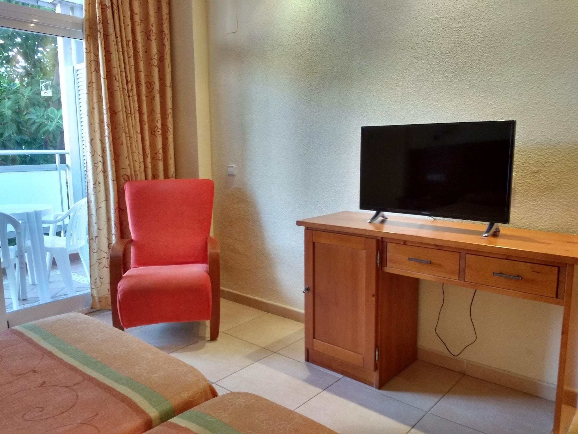 גאנדיה Hotel Tres Anclas מראה חיצוני תמונה