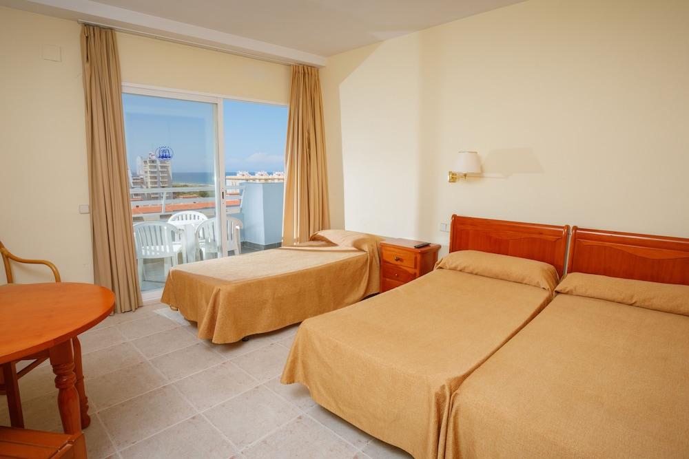 גאנדיה Hotel Tres Anclas מראה חיצוני תמונה