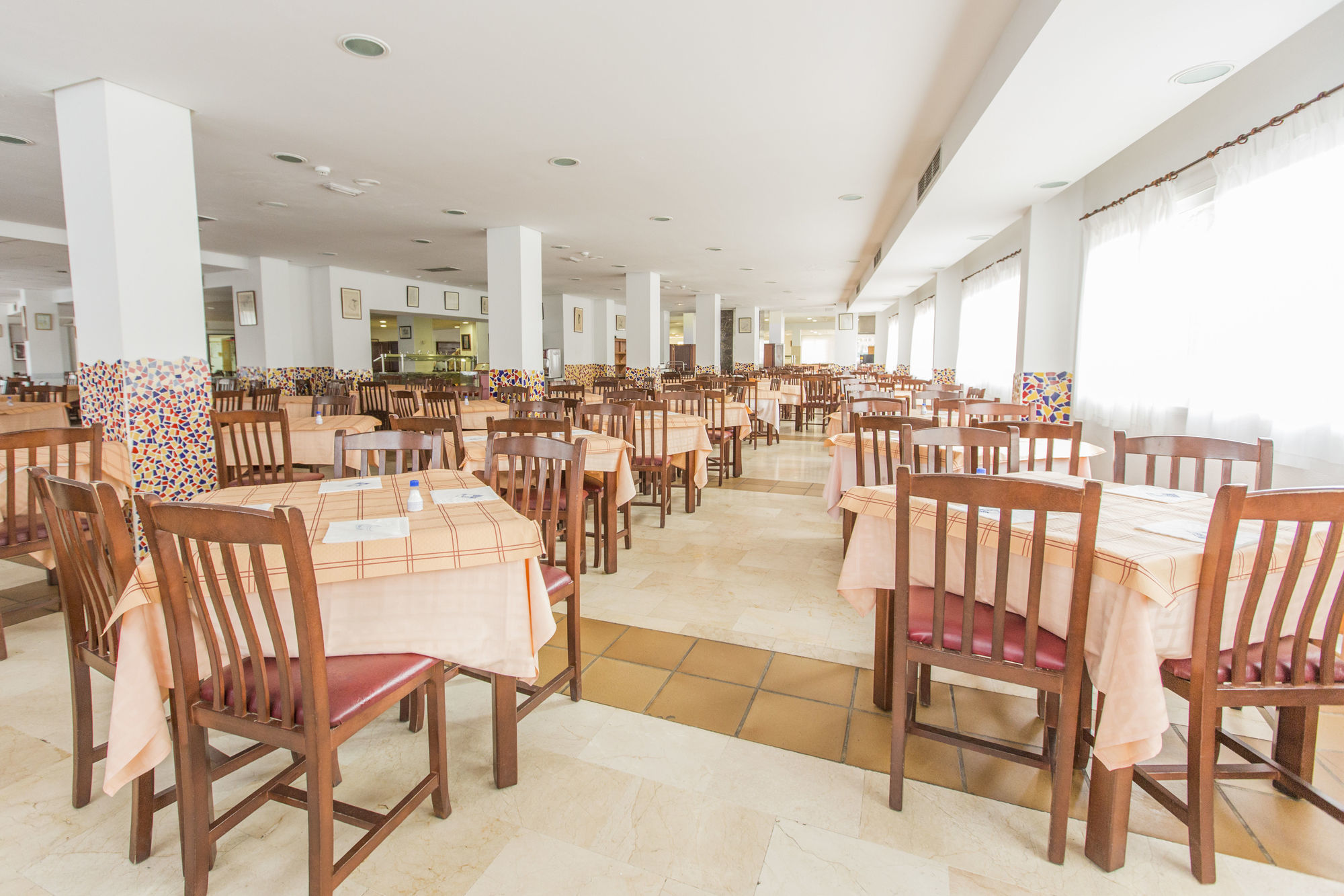 גאנדיה Hotel Tres Anclas מראה חיצוני תמונה
