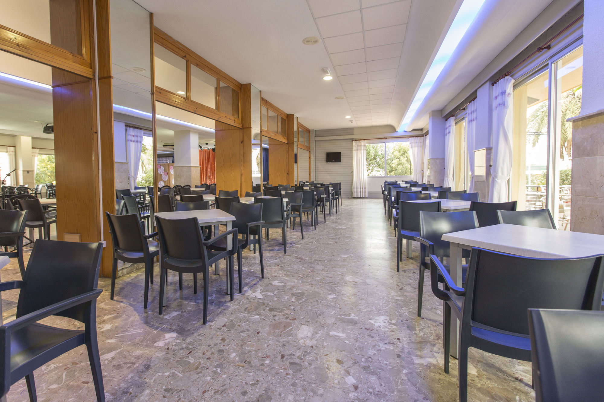 גאנדיה Hotel Tres Anclas מראה חיצוני תמונה