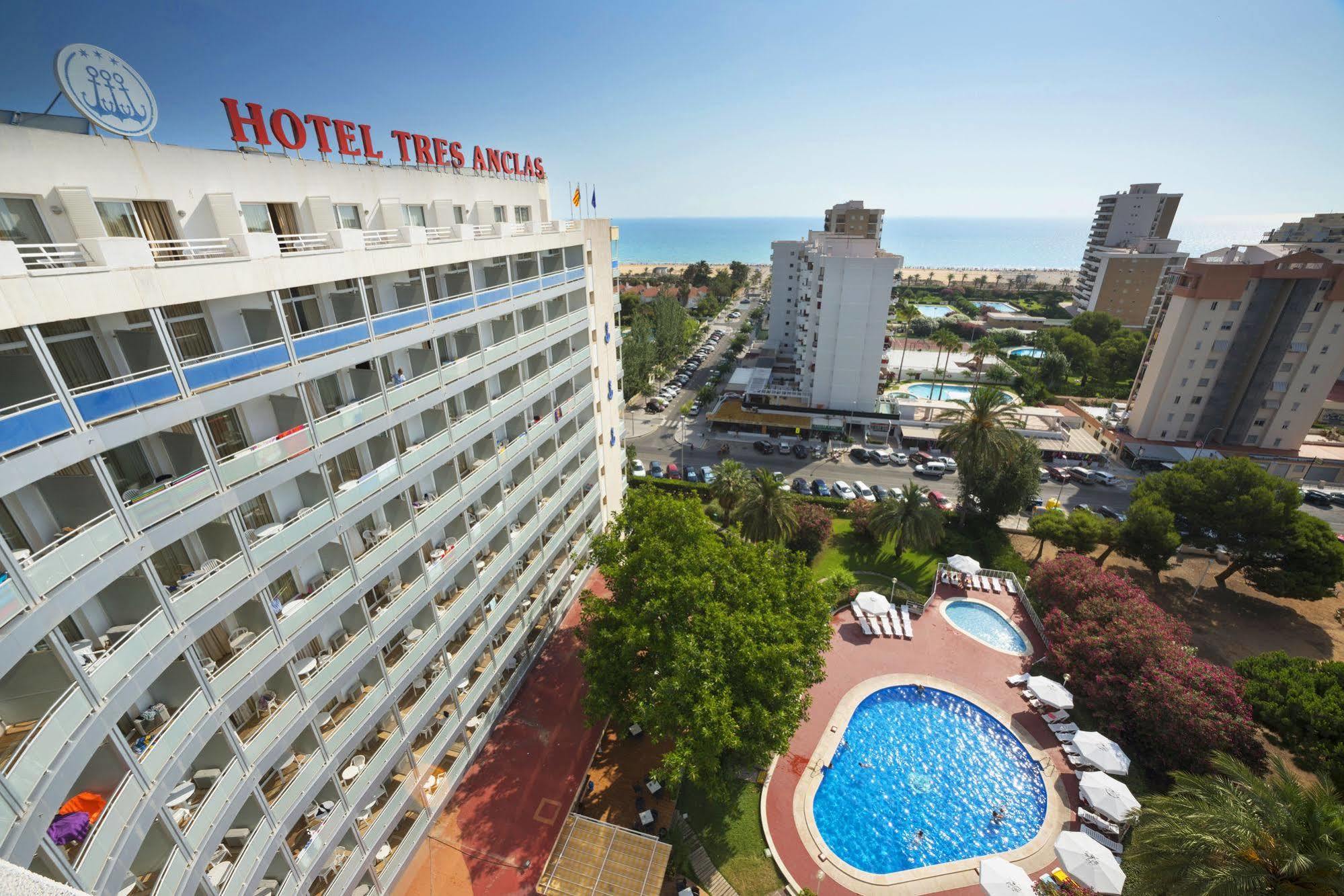 גאנדיה Hotel Tres Anclas מראה חיצוני תמונה